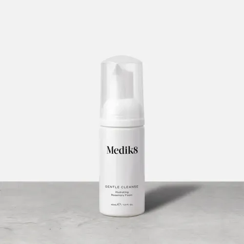 Photo Medik8 TRAVEL SIZE Gentle Cleanse